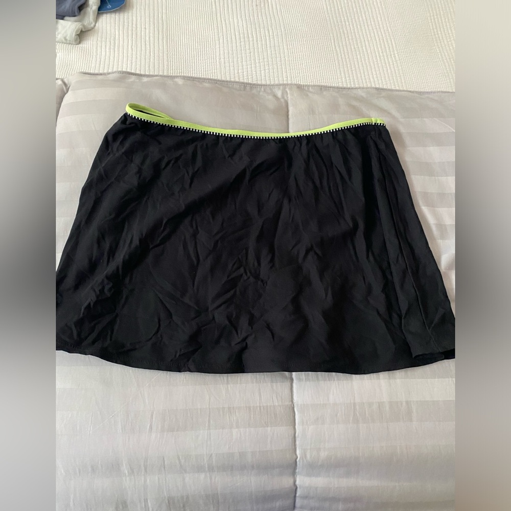 Miraclesuit medium swim skirt (no panty)
